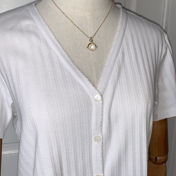 VINTAGE LIZ CLAIBORNE RIBBED V NECK BUTTON DOWN SHORT SLEEVE - Picture 2 of 7